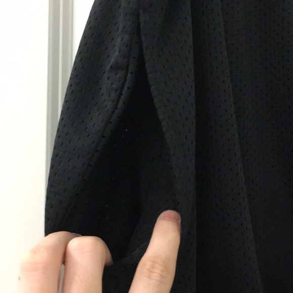 Mizuno men’s athletic shorts - Picture 3 of 6